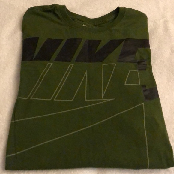 T-shirt - Picture 3 of 3